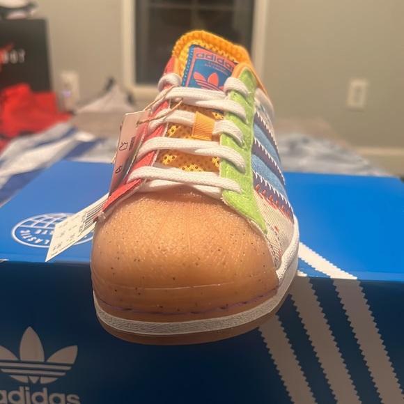 Adidas women’s shoes - Picture 8 of 17